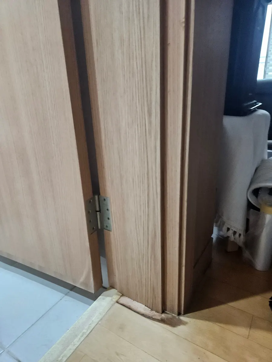 썩은 욕실문틀 부분교체 새것처럼 복원하기 9