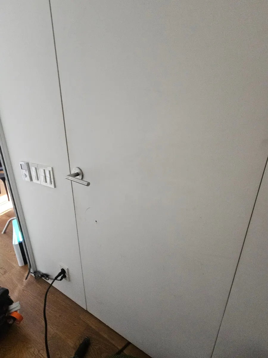 안열리는문 개문 후 파손된 문 복원하기 3